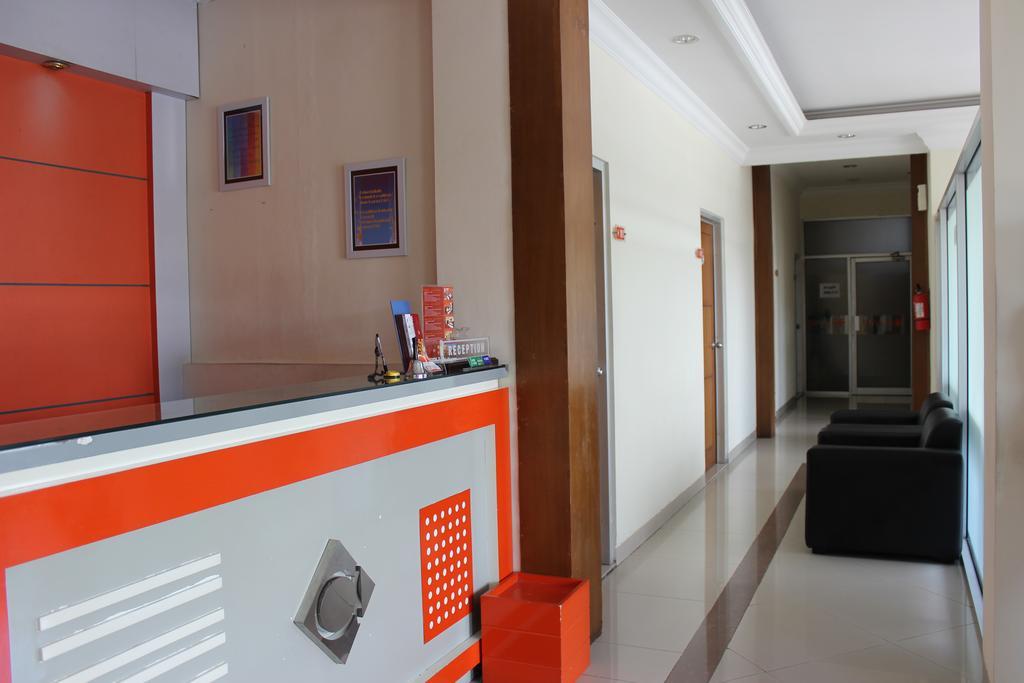Hotel Aryuka Kejayan Экстерьер фото
